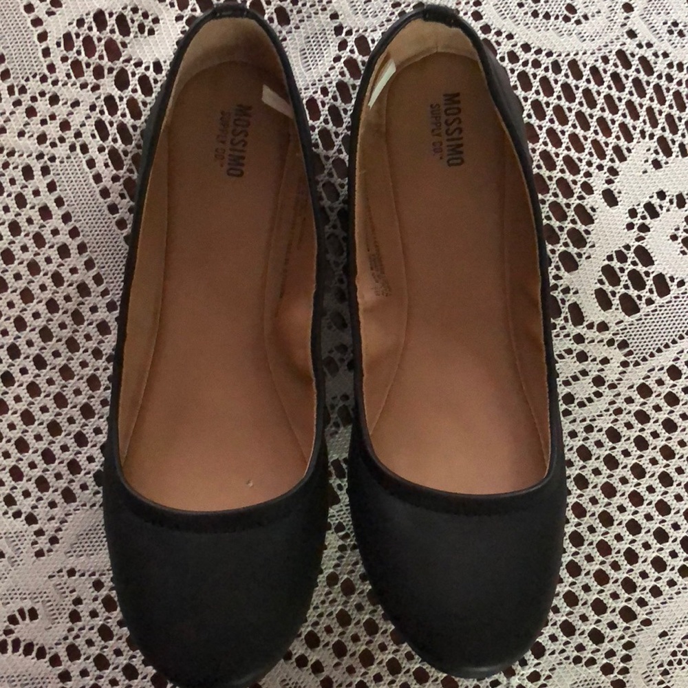 Black flats